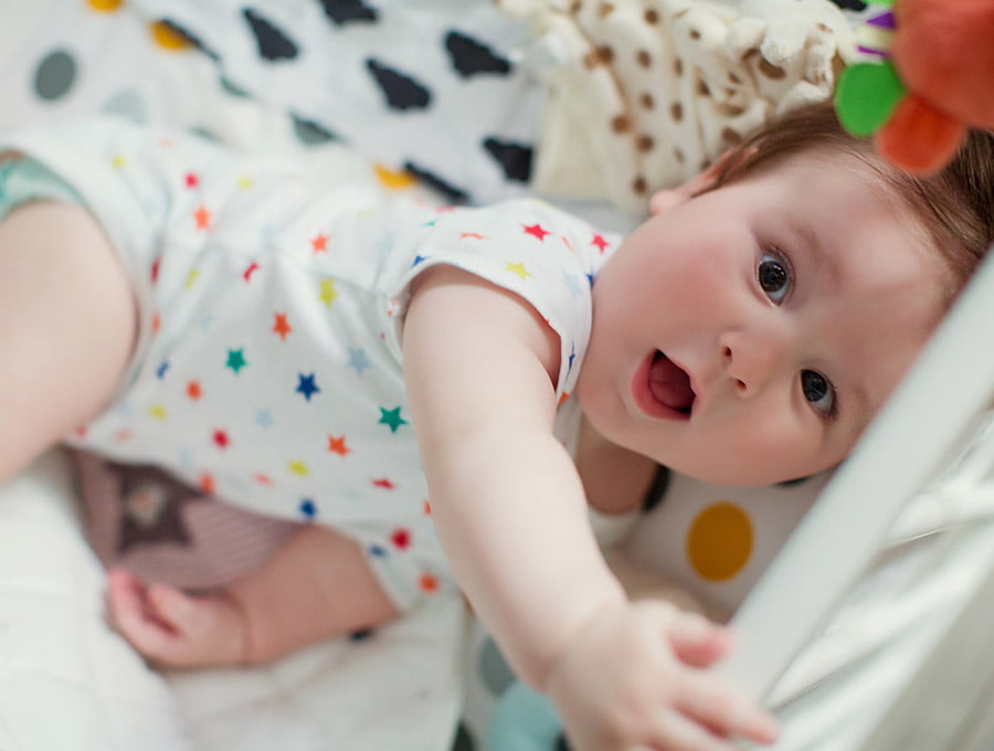 ¿Por qué los colchones para bebés son tan duros y firmes? Además de consejos seguros para la comodidad