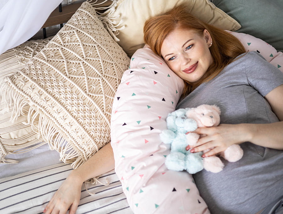 Cuándo empezar a usar una almohada para el embarazo ¿Y son necesarias?